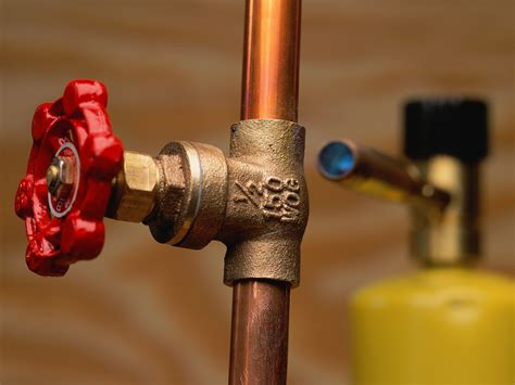 The Pros and Cons of Copper Plumbing Pipes